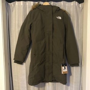 BRAND NEW Size Small The North Face Arctic Parka